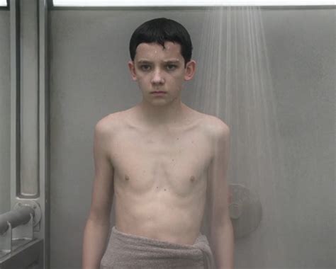 ASA BUTTERFIELD Nude